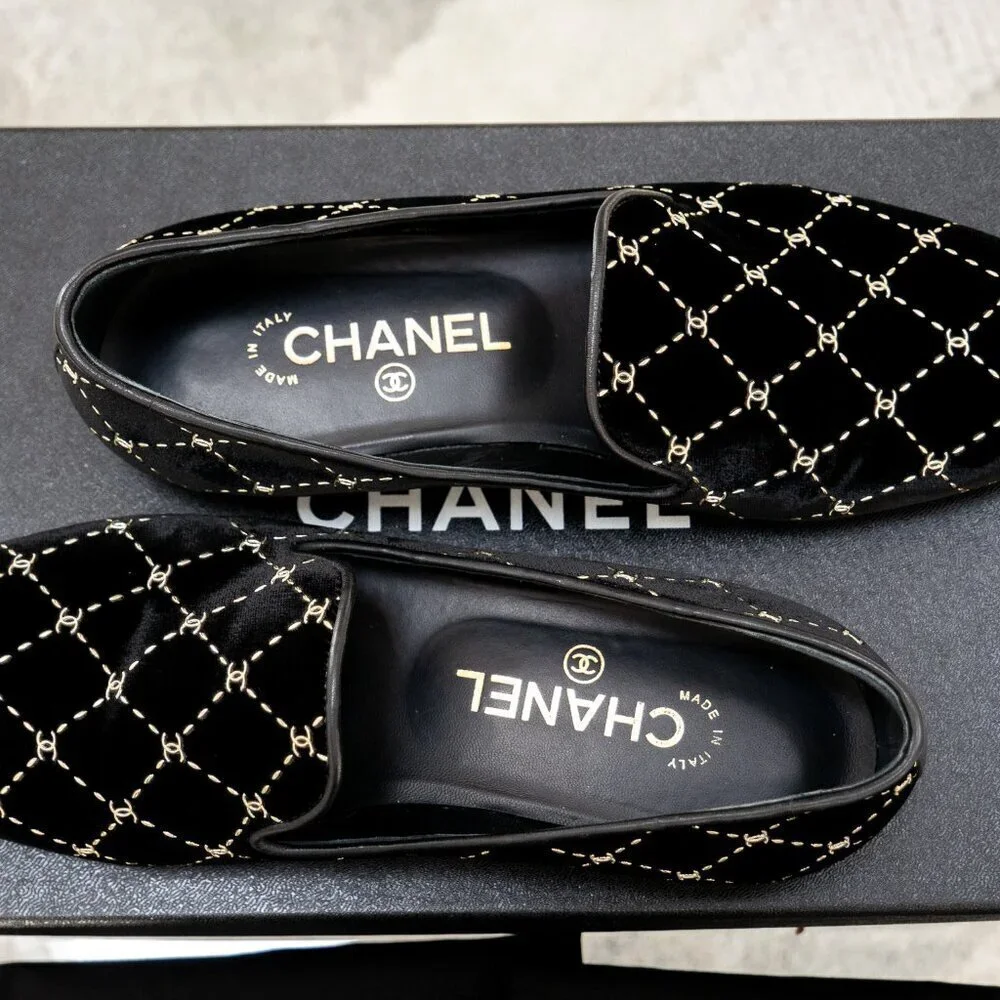 Chanel Black Velvet Diamond CC Patterned Moccasin Loafers | Size 8 | UK 38